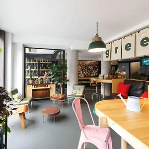 *** Hotel Greet Confluence Francia