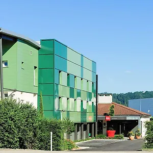 *** Hotel Ibis Lyon Est Francia